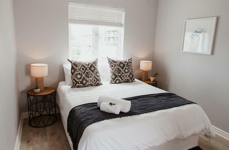 One On Gray Apartment Knysna Exterior photo