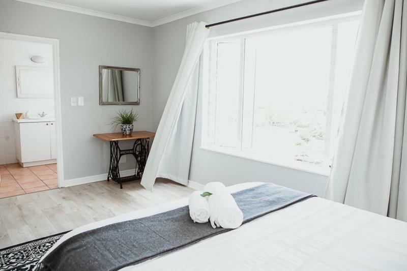 One On Gray Apartment Knysna Exterior photo